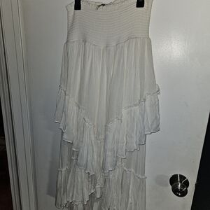 Elegant White Tiered Women's Skirt